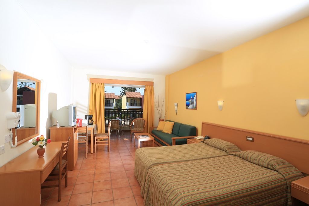 Semesteranläggning (resort) Panthea Village Water Park 4*