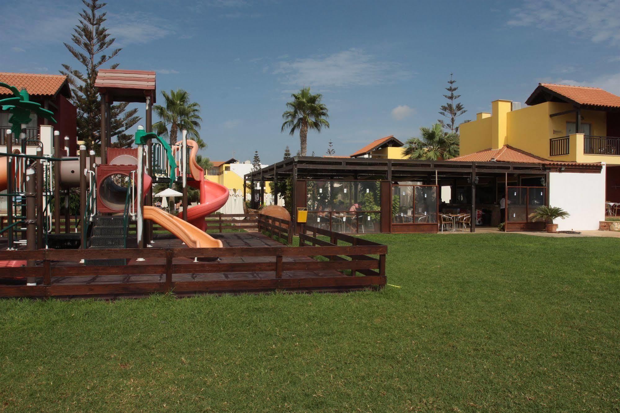 Panthea Village Water Park 4*