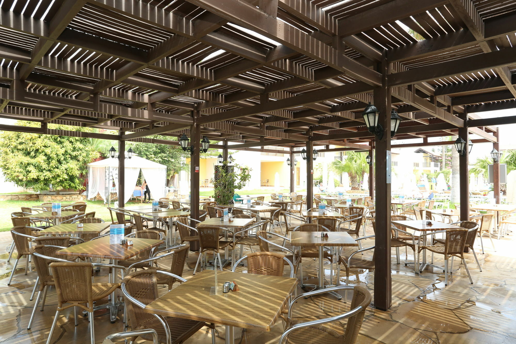 Semesteranläggning (resort) Panthea Village Water Park 4*