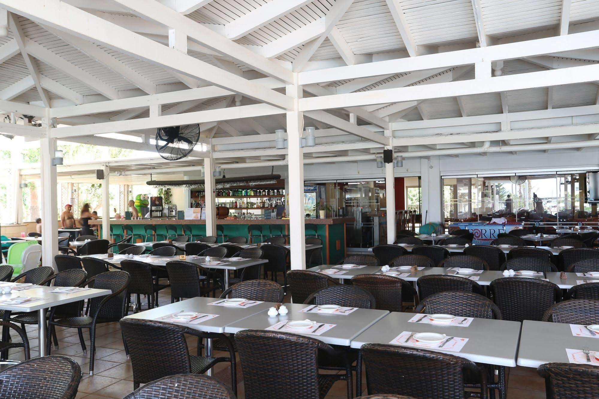Complex Atlantica Panthea 4*
